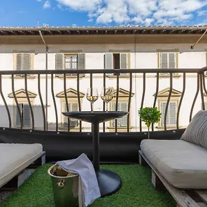 We Terrace Florencia